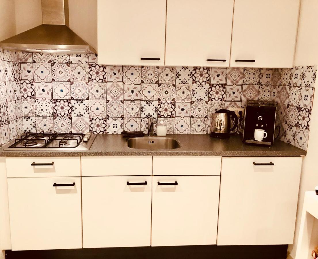 Tussen Gracht En Sintjan Apartment 's-Hertogenbosch  Ngoại thất bức ảnh